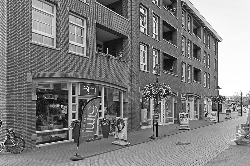Drachten; winkelcentrum ING bank